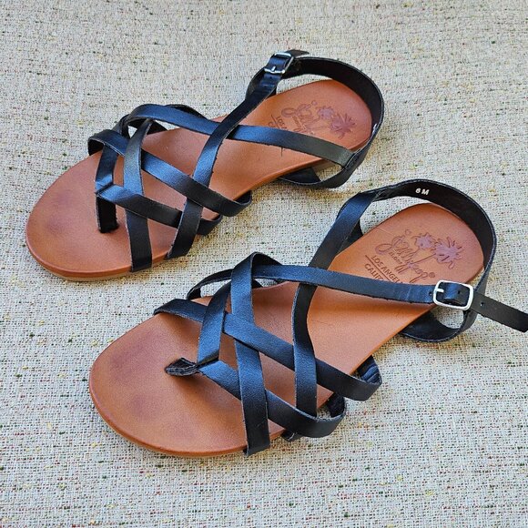 Jellypop Women Serayah Flat Sandal Faux Leather Black Sandals Size 6 - Picture 1 of 10